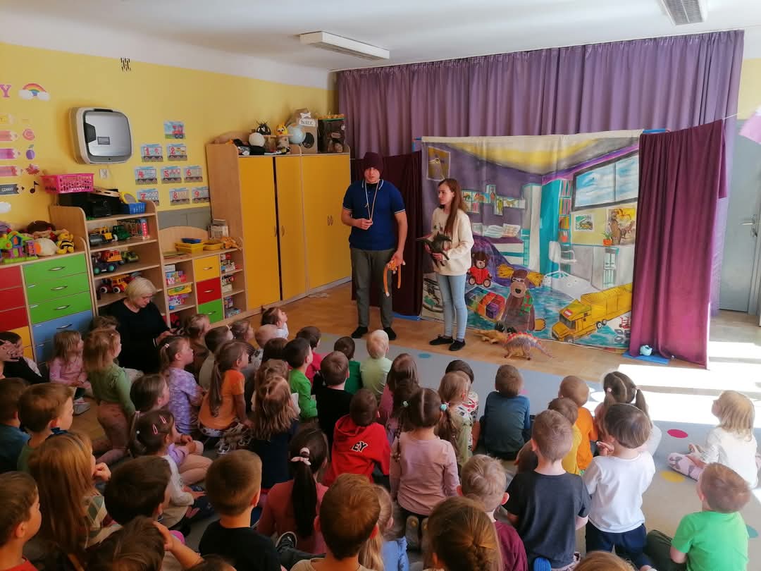 Więcej o: Teatr Eden